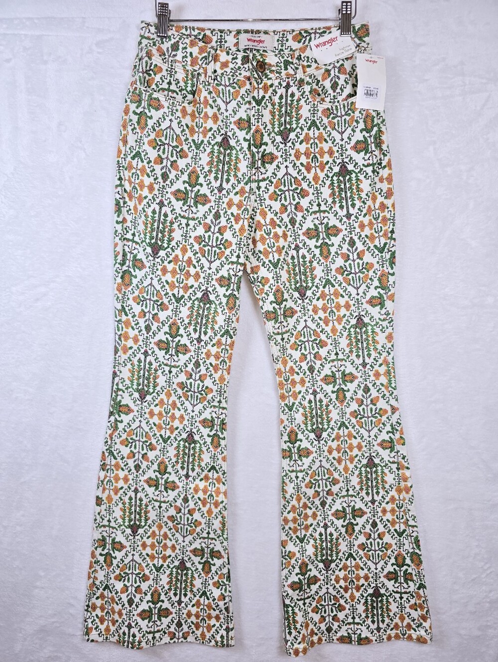 Wrangler High Rise Fierce Flare Jeans NWT 4x32 Floral Boho Western 70s Pants - Picture 4 of 16